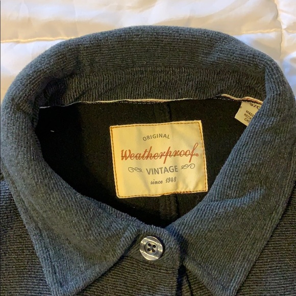 Light button up jacket - Picture 2 of 5